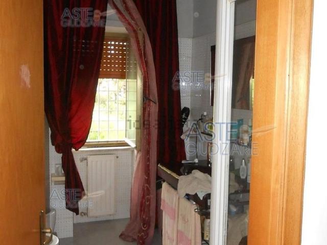 Appartamento in vendita di 121 m² in Via della Peschiera, 59