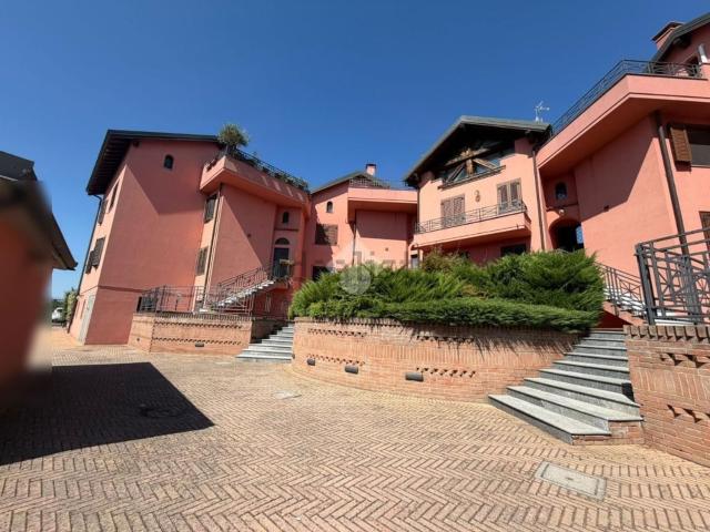 Appartamento in vendita di 121 m² in Via delle Orchidee, 21