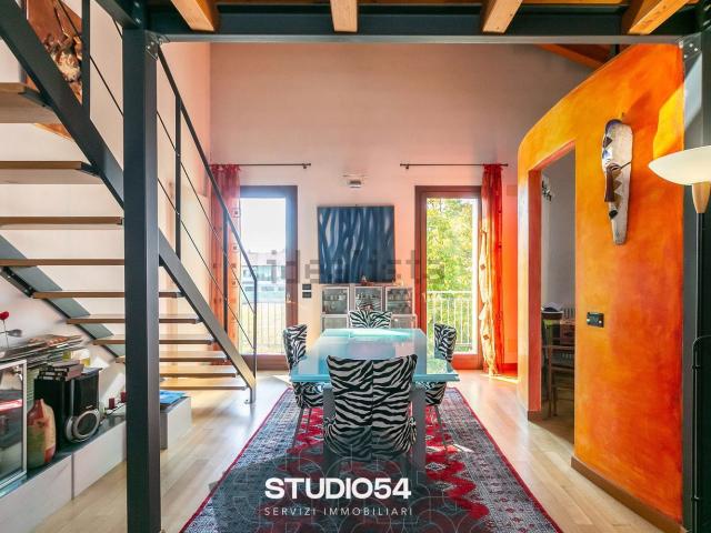 Appartamento in vendita di 121 m² in Via Enrico Fermi, 17