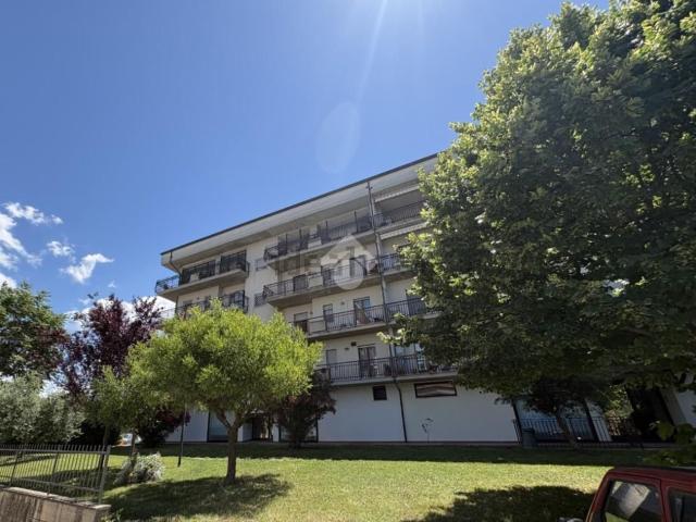 Appartamento in vendita di 121 m² in Via Foligno, 27