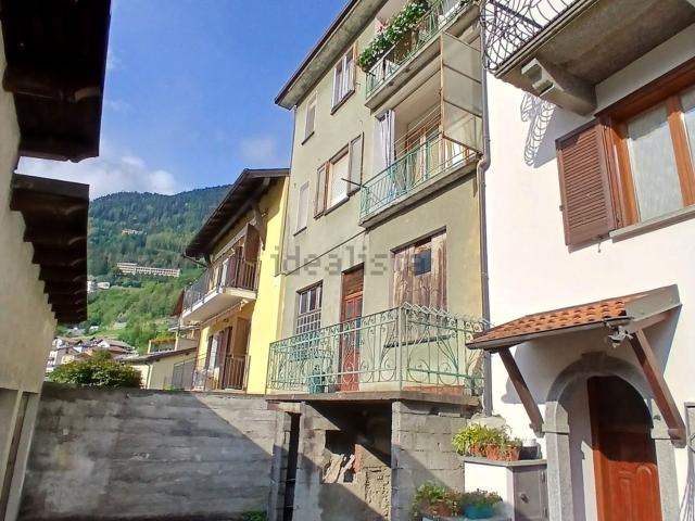 Appartamento in vendita di 121 m² in Via Iº Maggio, 20