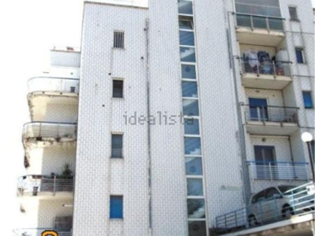 Appartamento in vendita di 121 m² in Via Isca degli Antichi