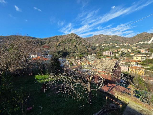 Appartamento in vendita di 121 m² in Via Mogge, 10