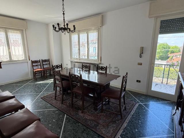 Appartamento in vendita di 121 m² in Via Monsignor G. Rizzi, 58