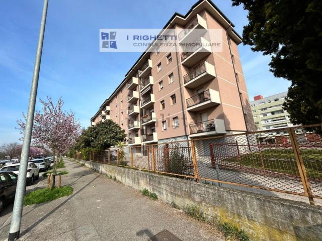 Appartamento in vendita di 121 m² in Via Monreale