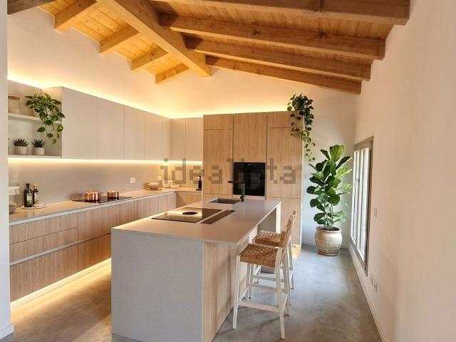 Appartamento in vendita di 121 m² in Via Mazzini, 10