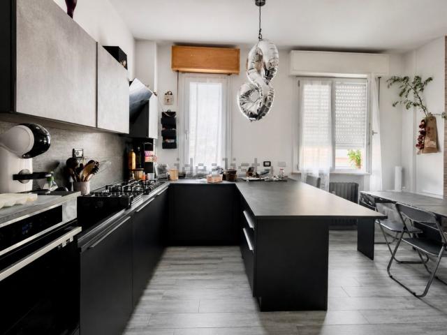Appartamento in vendita di 121 m² in Via Miglioli