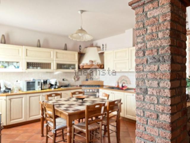 Appartamento in vendita di 121 m² in Via Napoleone, 6