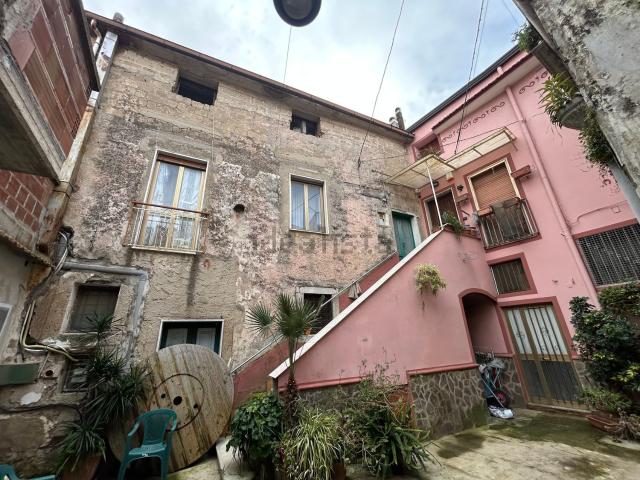 Appartamento in vendita di 121 m² in Via San Francesco, 57