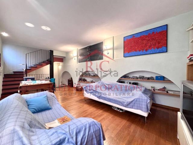 Appartamento in vendita di 121 m² in Via Porta Brennone