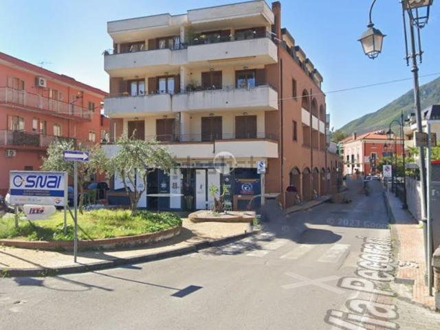 Appartamento in vendita di 121 m² in Via Pecorari, 17