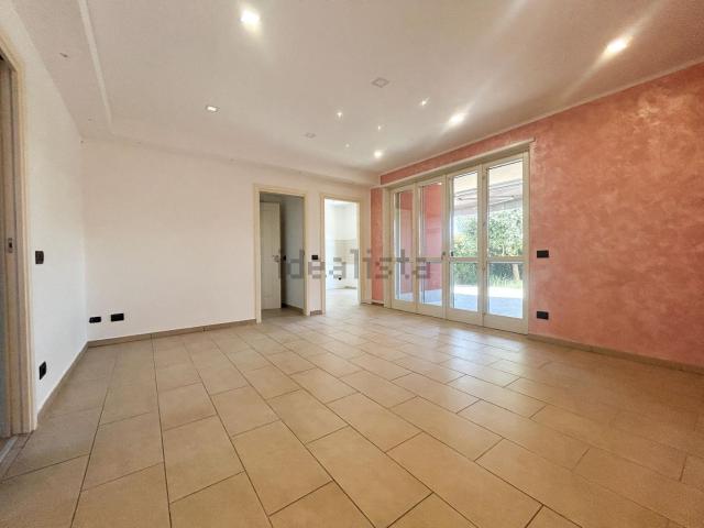 Appartamento in vendita di 121 m² in Via Pietro Paniati, 5
