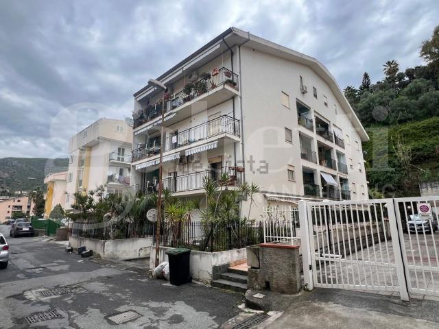 Appartamento in vendita di 121 m² in Via Roberto Mirabelli, 89