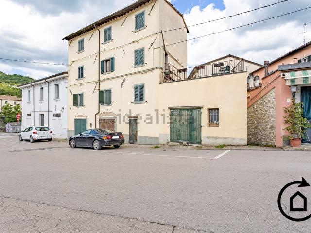 Appartamento in vendita di 121 m² in Via Risorgimento, 9