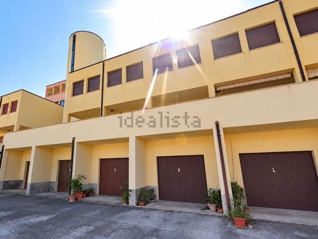 Appartamento in vendita di 121 m² in Via XXV Aprile