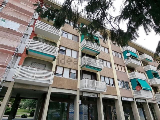Appartamento in vendita di 121 m² in Viale Lombardia