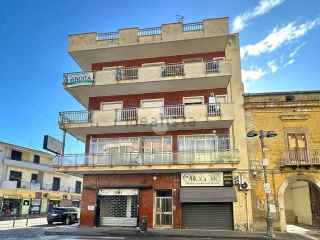 Appartamento in vendita di 121 m² in Viale Regina Margherita, 3