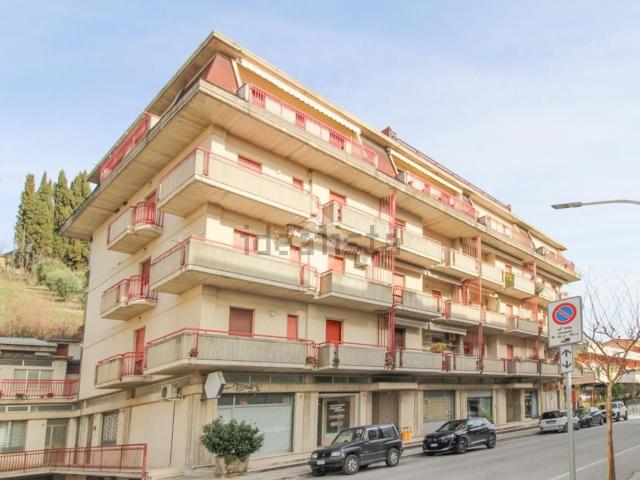 Appartamento in vendita di 121 m² in Borgo Garibaldi, 185