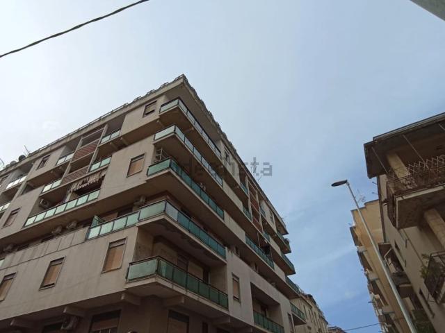 Appartamento in vendita di 122 m² in Via Carlo Botta, 8