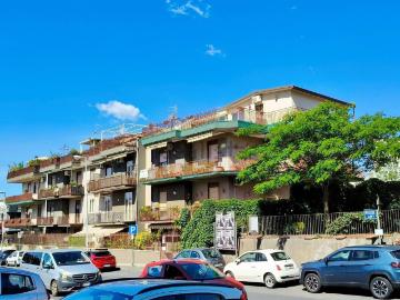 Appartamento in vendita di 122 m² in Via Antonio Gramsci, 73