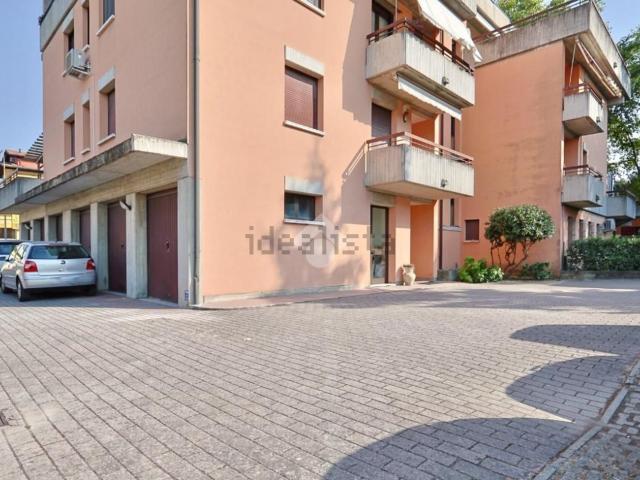 Appartamento in vendita di 122 m² in Via Adua