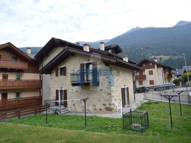 Appartamento in vendita di 122 m² in Via Al Canton