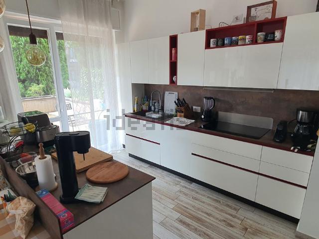 Appartamento in vendita di 122 m² in Via Borsano, 40