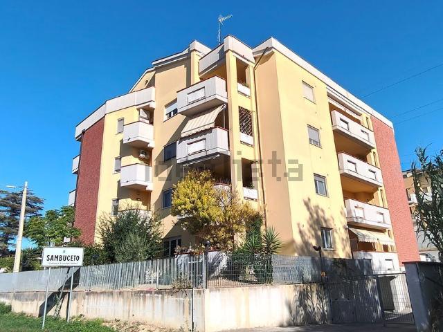 Appartamento in vendita di 122 m² in Via Belvedere, 9