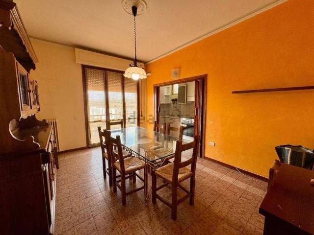 Appartamento in vendita di 122 m² in Via Benvenuto Cellini