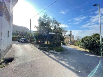 Appartamento in vendita di 122 m² in Via Giovi Bottiglieri, 40