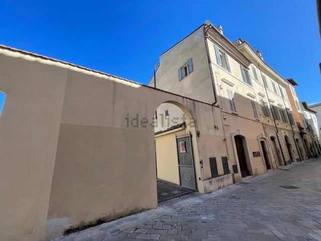 Appartamento in vendita di 122 m² in Via dell&apos Arringo