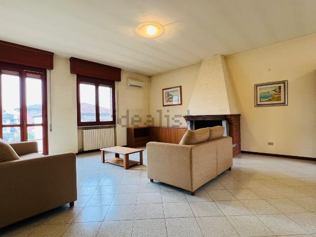 Appartamento in vendita di 122 m² in Via della costa, 76