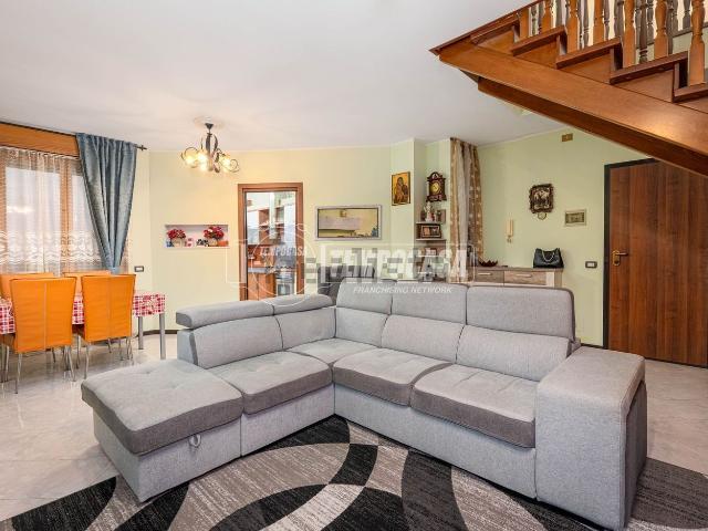 Appartamento in vendita di 122 m² in Via Enrico Ferri