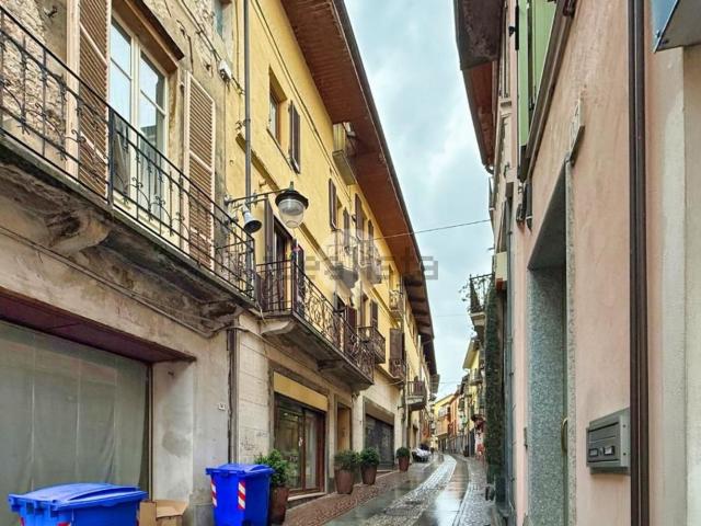 Appartamento in vendita di 122 m² in Via Fratelli Piol, 12
