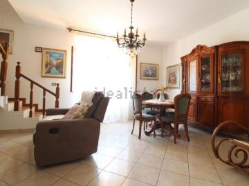 Appartamento in vendita di 122 m² in Via la Camosciara, 10