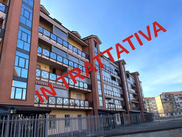 Appartamento in vendita di 122 m² in Via Moncenisio, 38