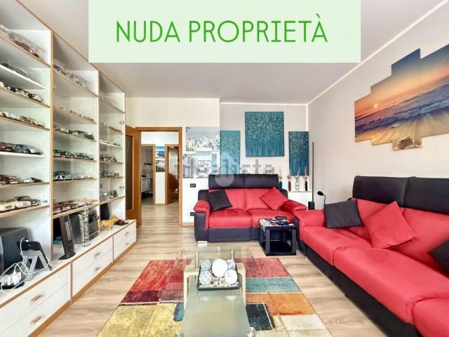 Appartamento in vendita di 122 m² in Via Monsignor Celestino Brigà