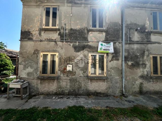 Appartamento in vendita di 122 m² in Via Mantovana, 37