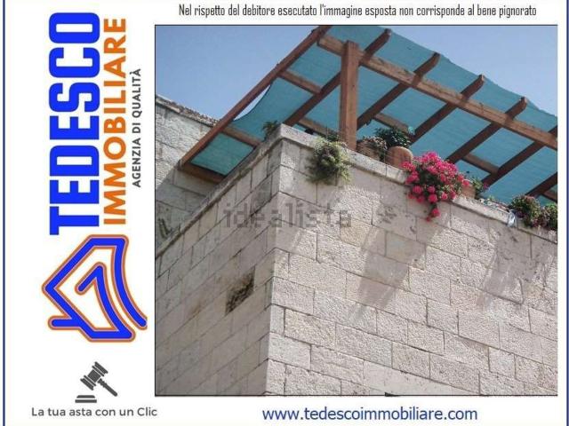 Appartamento in vendita di 122 m² in Via San Maria