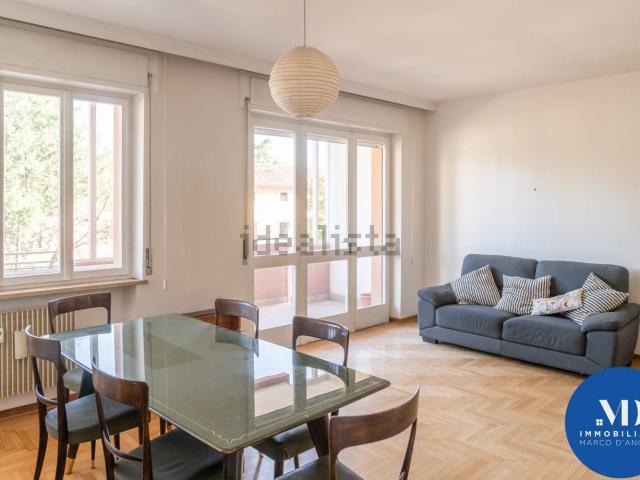 Appartamento in vendita di 122 m² in Via Santa Chiara, 12