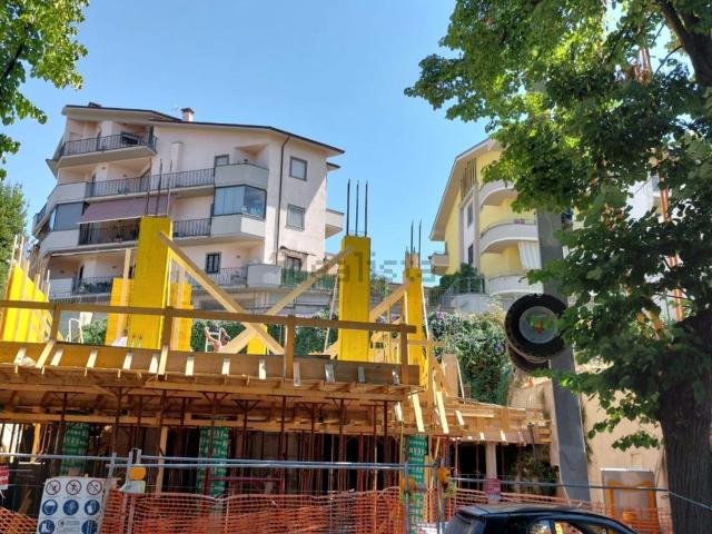 Appartamento in vendita di 122 m² in Via Santa Maria della Grotticella