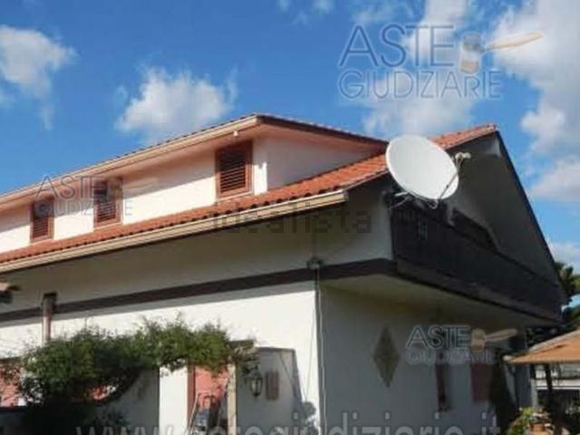 Appartamento in vendita di 122 m² in Via Padova