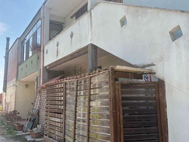 Appartamento in vendita di 122 m² in Via Prato Cesarino, 53