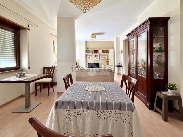 Appartamento in vendita di 122 m² in Via Torino, 6