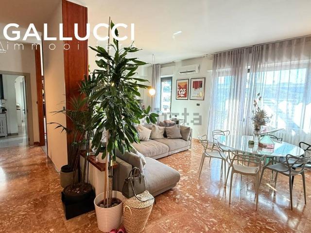 Appartamento in vendita di 122 m² in Via Tiziano Vecellio, 18