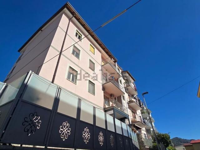 Appartamento in vendita di 122 m² in Via Vincenzo Buonopane, 10