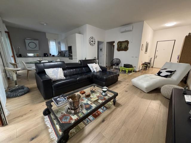 Appartamento in vendita di 122 m² in Via XXIV Maggio