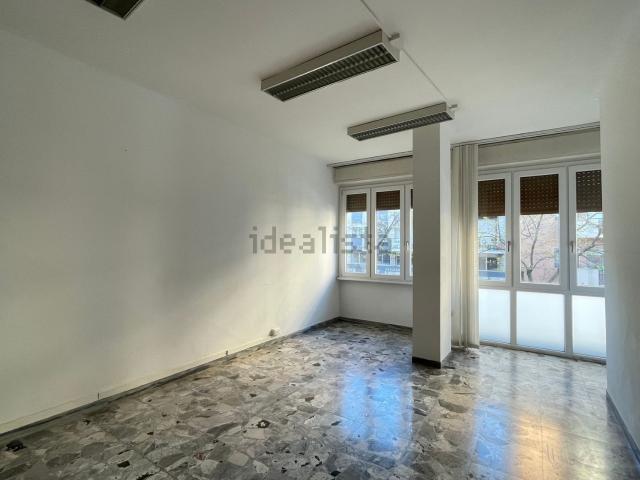 Appartamento in vendita di 122 m² in Viale Vittoria Colonna, 23