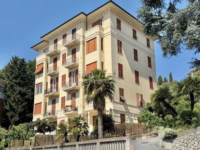 Appartamento in vendita di 122 m² in Viale Giacomo Matteotti