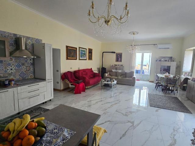 Appartamento in vendita di 122 m² in Corso Costabile Carducci, 50